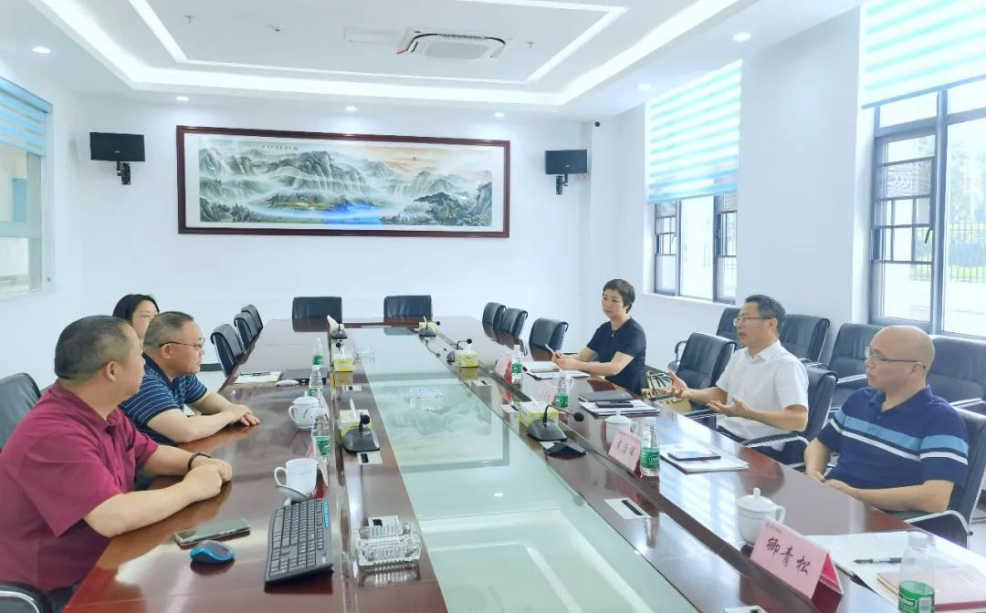 长沙市政协副主席陈昌佳一行莅临雷竞技电子平台调研